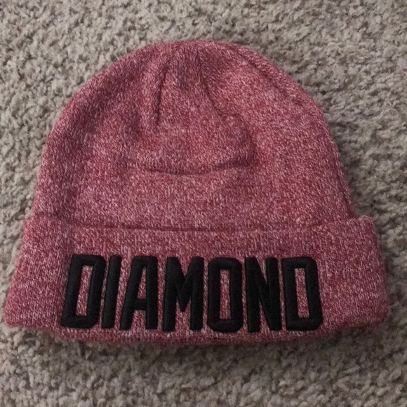 Red Diamond Beanie - Picture 1 of 3